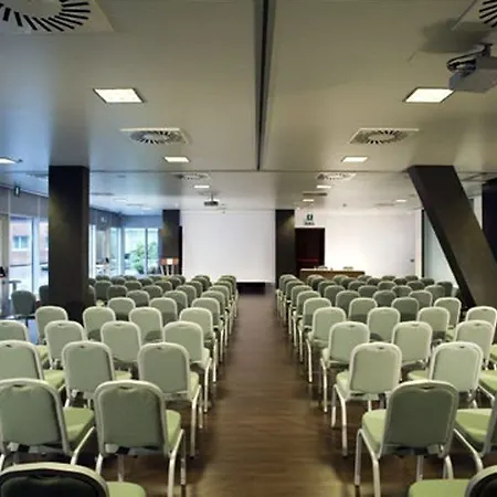 Nh Hotel 4*